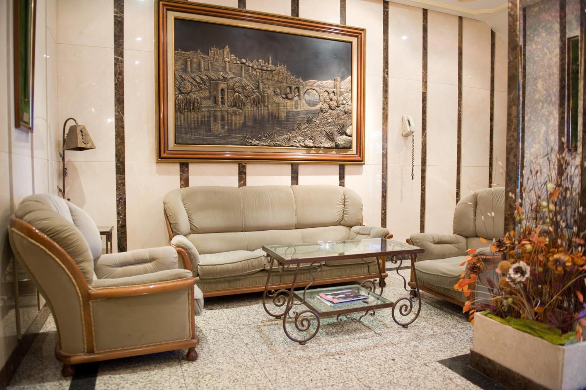 Hotel La Maruxina La Alameda de la Sagra Kültér fotó