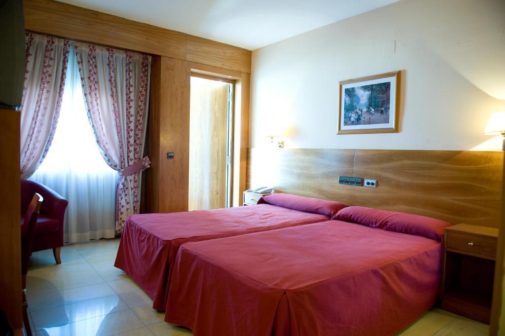 Hotel La Maruxina La Alameda de la Sagra Szoba fotó