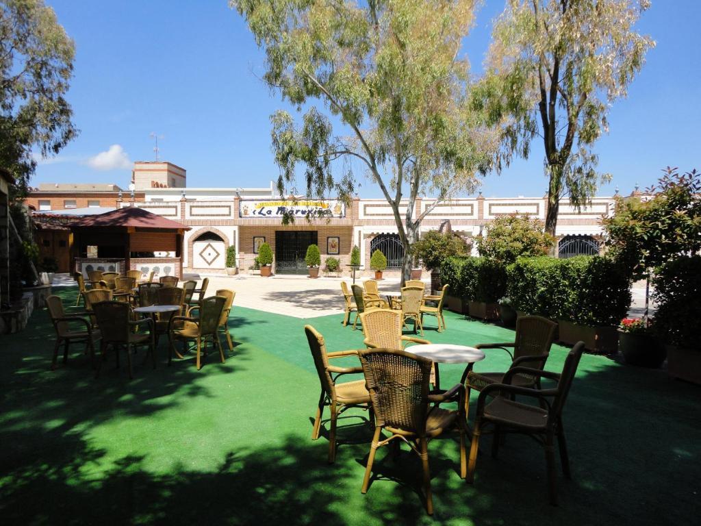 Hotel La Maruxina La Alameda de la Sagra Kültér fotó